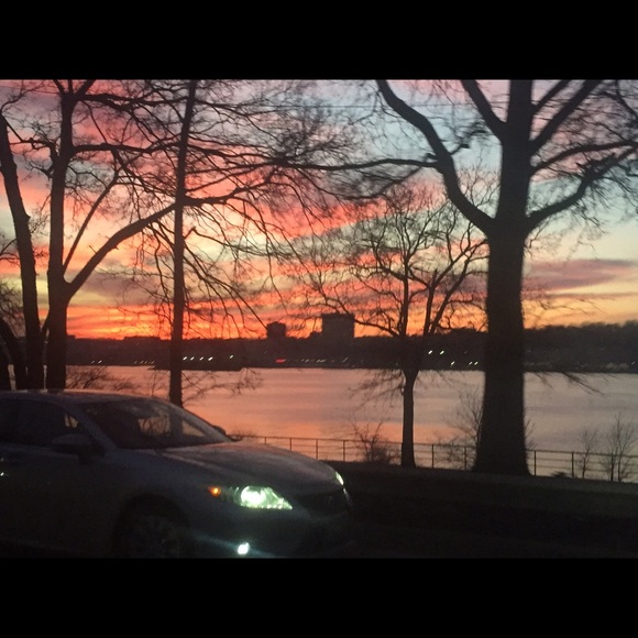 Meet your Posher, Dania