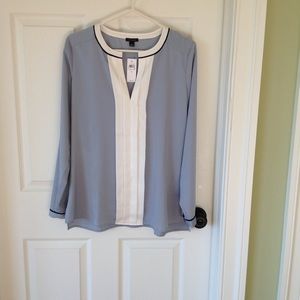 Beautiful Ann Taylor blouse