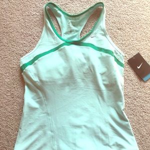 NWT Mint Green Nike workout tank. Size L