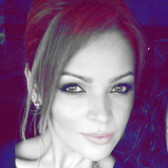 Meet your Posher, Veronica