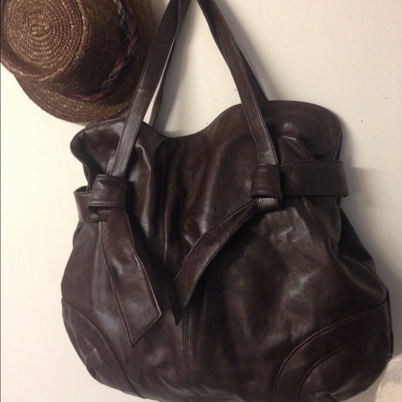Big Brown Vinyl Shoulder Bag ! Very pretty - Picture 3 of 4