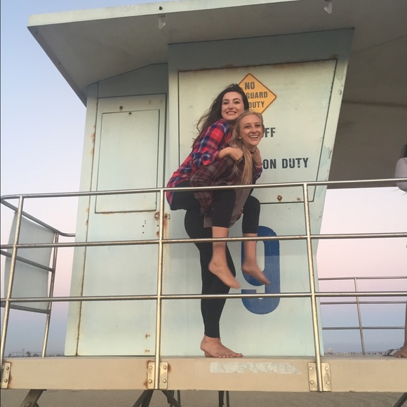 Hi I'm Kait! Thanks for stopping by 💞 - Picture 3 of 4