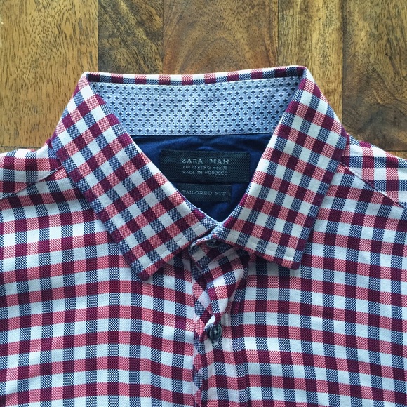 Men's Tailored Fit Long Sleeve Button Up