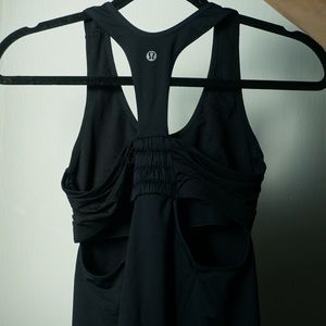 Lulu lemon support tank