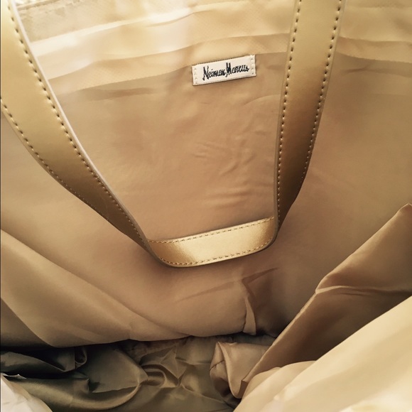 Neiman Marcus large leather tote - Picture 3 of 3