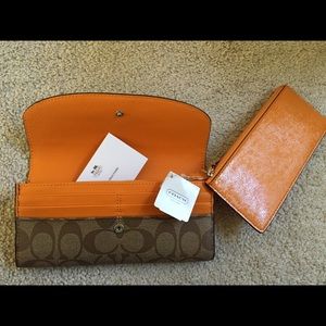 Coach Peyton Envelope Wallet Khaki Tangerine