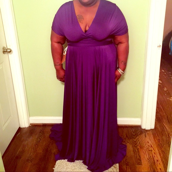 Multi-Ways Dress.