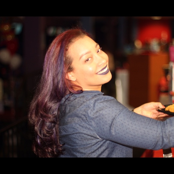 Meet your Posher, Angelica