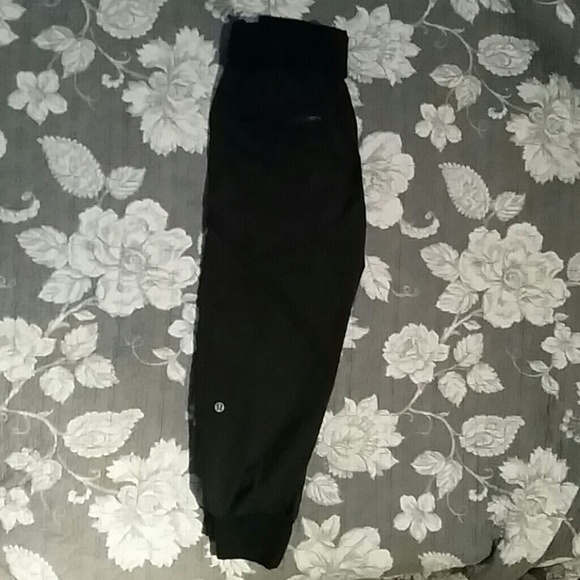 Lululemon pants