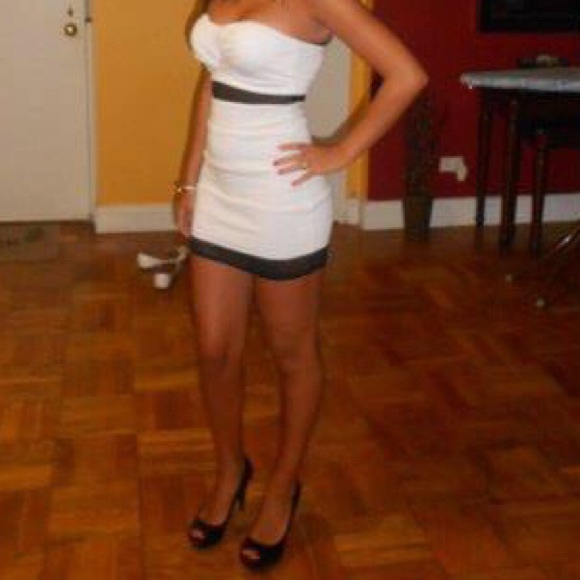 Hot white and black dress