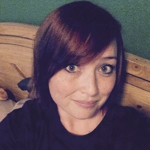 Meet your Posher, Lara