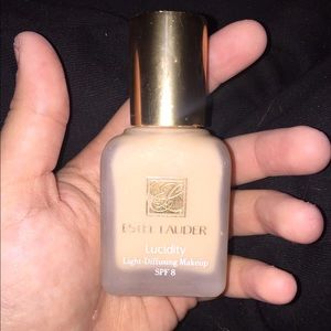 Estee Lauder Lucidity Foundation