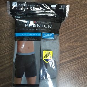 New!  Fruit of the Loom men's boxer briefs