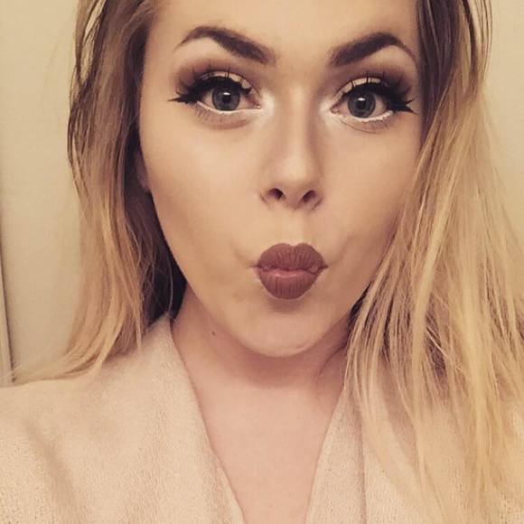 Meet your Posher, Nicole