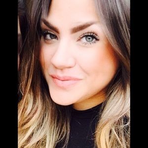 Meet your Posher, Kaitlyn