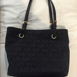 Michael Kors tote