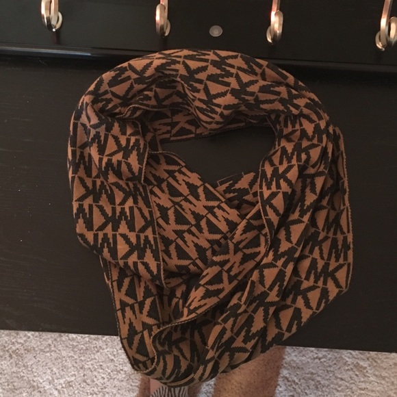 Michael Kors Scaarf