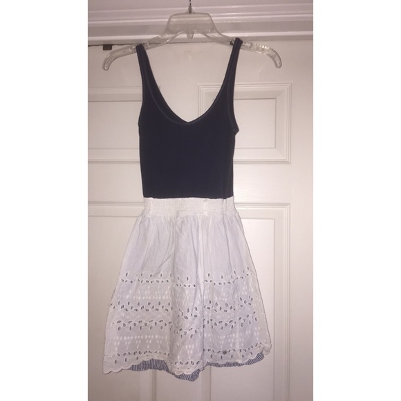 Navy and white Abercrombie & Fitch dress