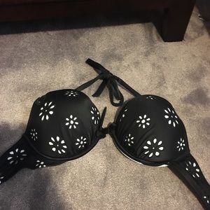 2 cup sizes bikini top