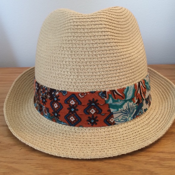 Fedora hat