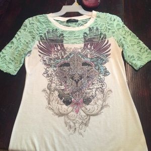 Cute top from buckle