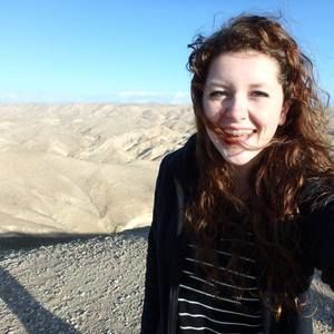 Meet your Posher, Carly