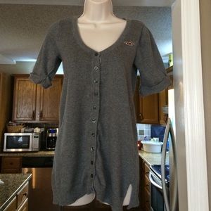 🆕 listing 💞 Hollister Button up Sweater