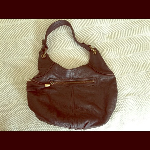 Lovely leather Gap purse with outside tassel pull
