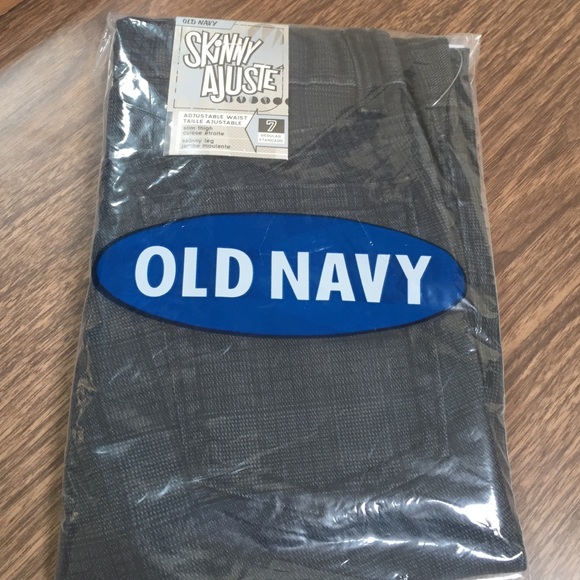 New in package!  Old Navy skinny jeans boys