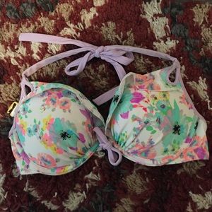 Vs flower top with extra padding