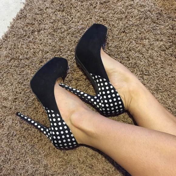 Kardashian Kollection polka dot heels