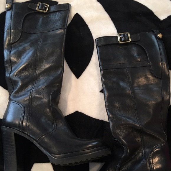 Tory burch black boots