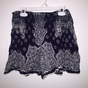 Floral short