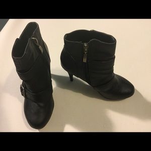 Oh so cute Ankle Booties