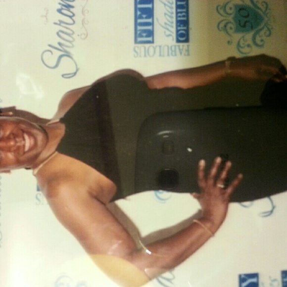 Meet your Posher, Delphine