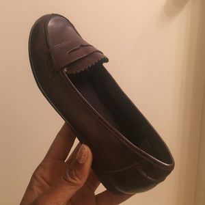 Patent wine loafers.size (3)