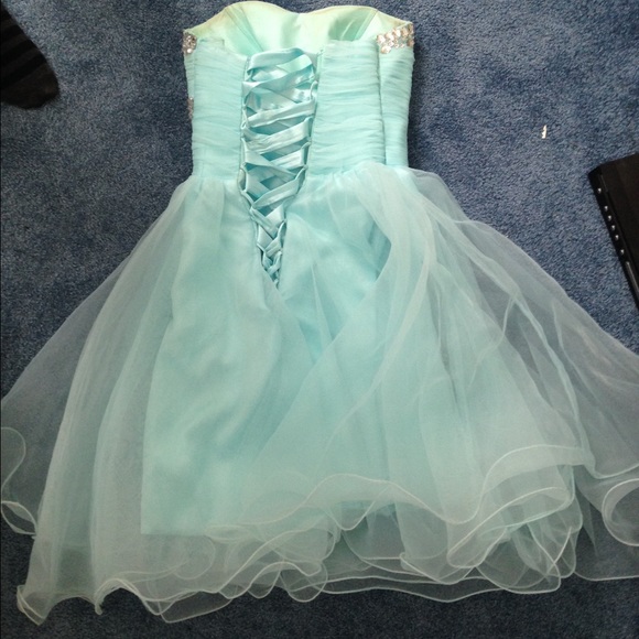 Formal/Homecoming Dress - Picture 2 of 3