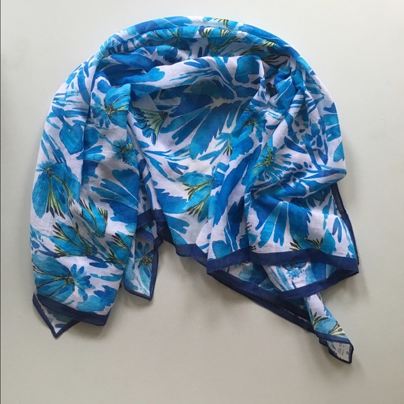 Large sarong wrap scarf