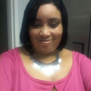 Meet your Posher, Latoya