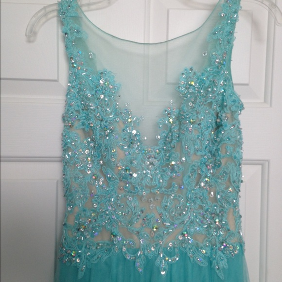 NWT Prom/Formal/Homecoming Camille La Vide Dress - Picture 2 of 4