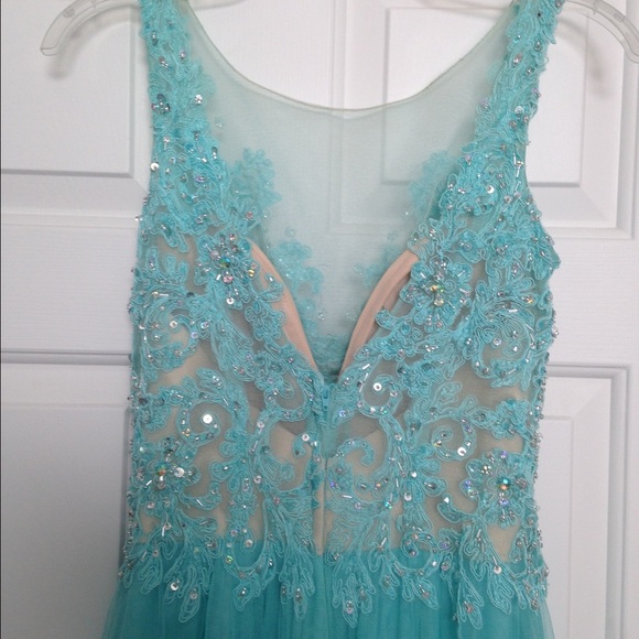 NWT Prom/Formal/Homecoming Camille La Vide Dress - Picture 3 of 4