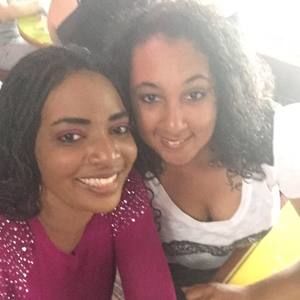 Meet your Posher, Monica