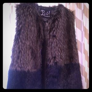 Fur vest