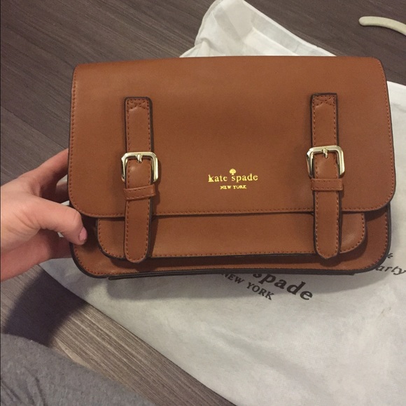 kate spade Handbags - Kate spade brown bag! (ESSEX SCOUT)
