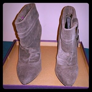Great Jessica Simpson boots size 6.5