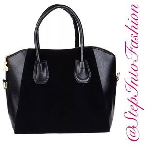 🎉FLASH SALE ⚫️Black Tote in faux leather material