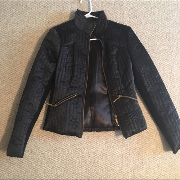 Guess black puffer jacket - Picture 1 of 3