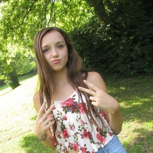 Meet your Posher, Phoebe