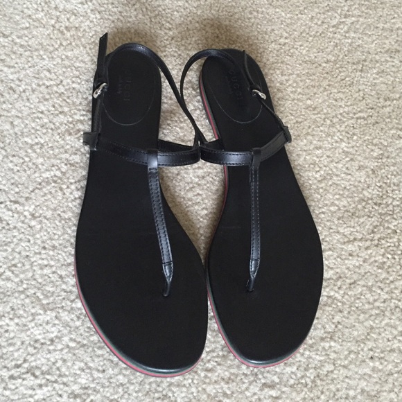 Gucci women sandals black leather!
