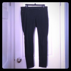 Hue Forrest Green  Denim Legging